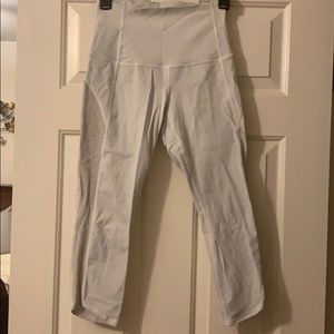 White size six lululemon crop